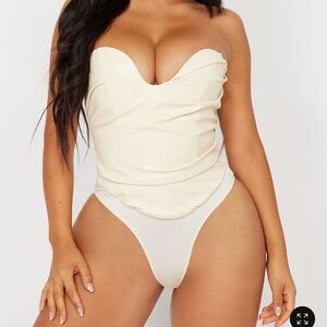 NWT Fashion Nova Cream Strapless Bodysuit